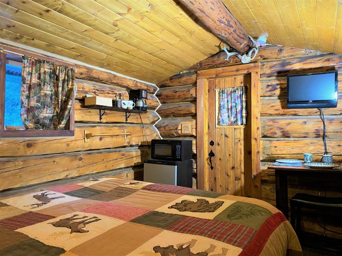 Alaska Creekside Cabins In Seward Exterior photo