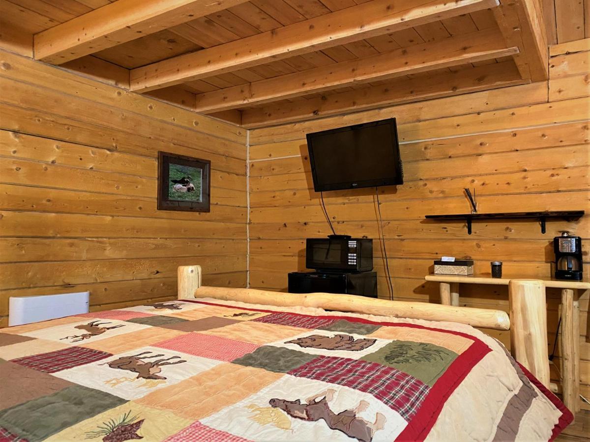 Alaska Creekside Cabins In Seward Exterior photo
