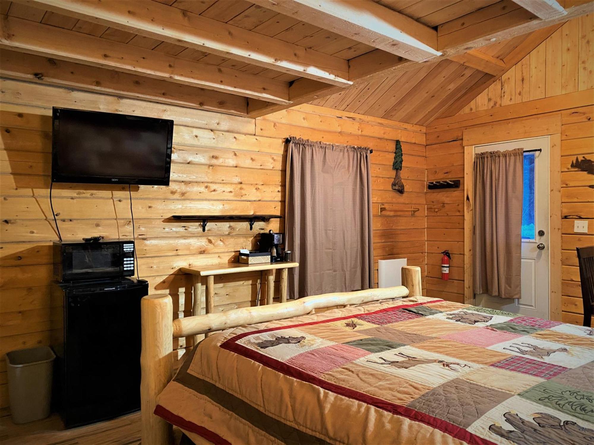 Alaska Creekside Cabins In Seward Exterior photo
